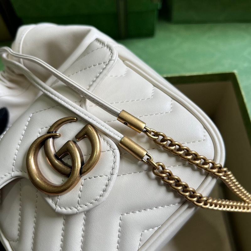 chanel vs prada Yupoo Gucci Bags Watches Nike Clothing Nike Jordan Yeezy Balenciaga Bags